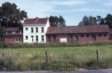 HUISSIGNIES  DIA 78-4926.jpg